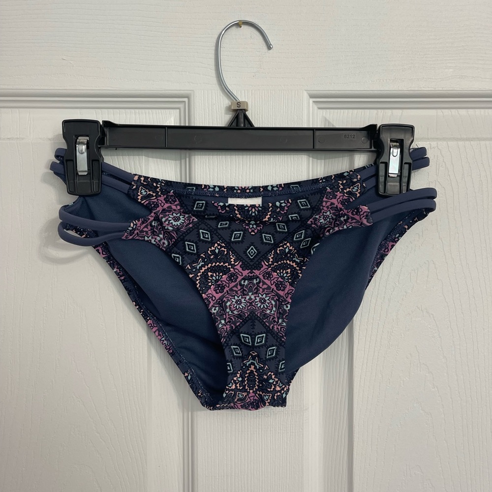 Multicolor Bikini Set - Picture 2 of 3